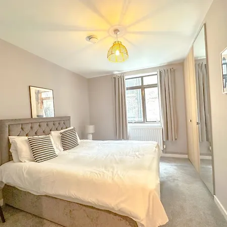 Baker Street Apartments-2